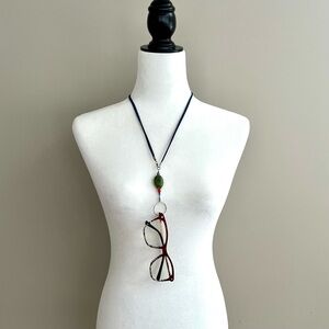 Necklace eyeglass holder NEW